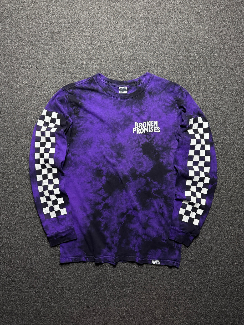 Playera Manga Larga Broken Promises – M
