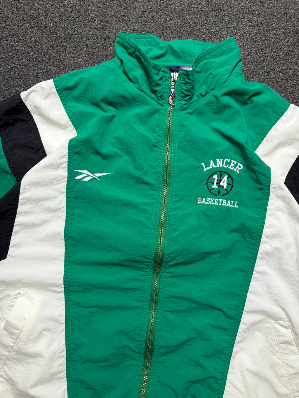 Chamarra Rompevientos Reebok Vintage Lancer Basketball – XL