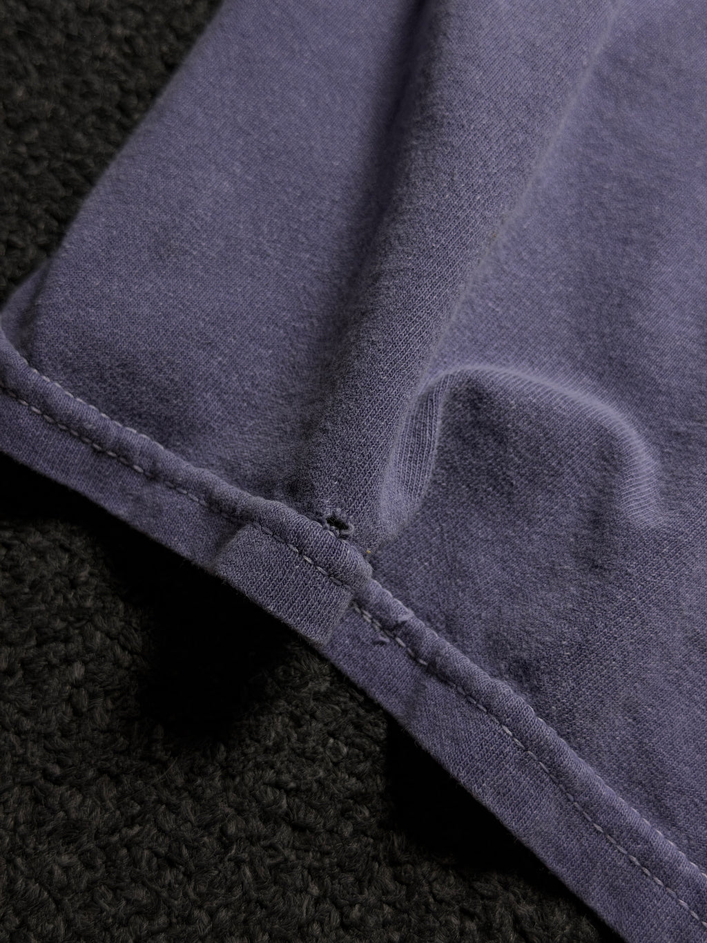 Playera Playboy Multi Logo Morado Washed – M