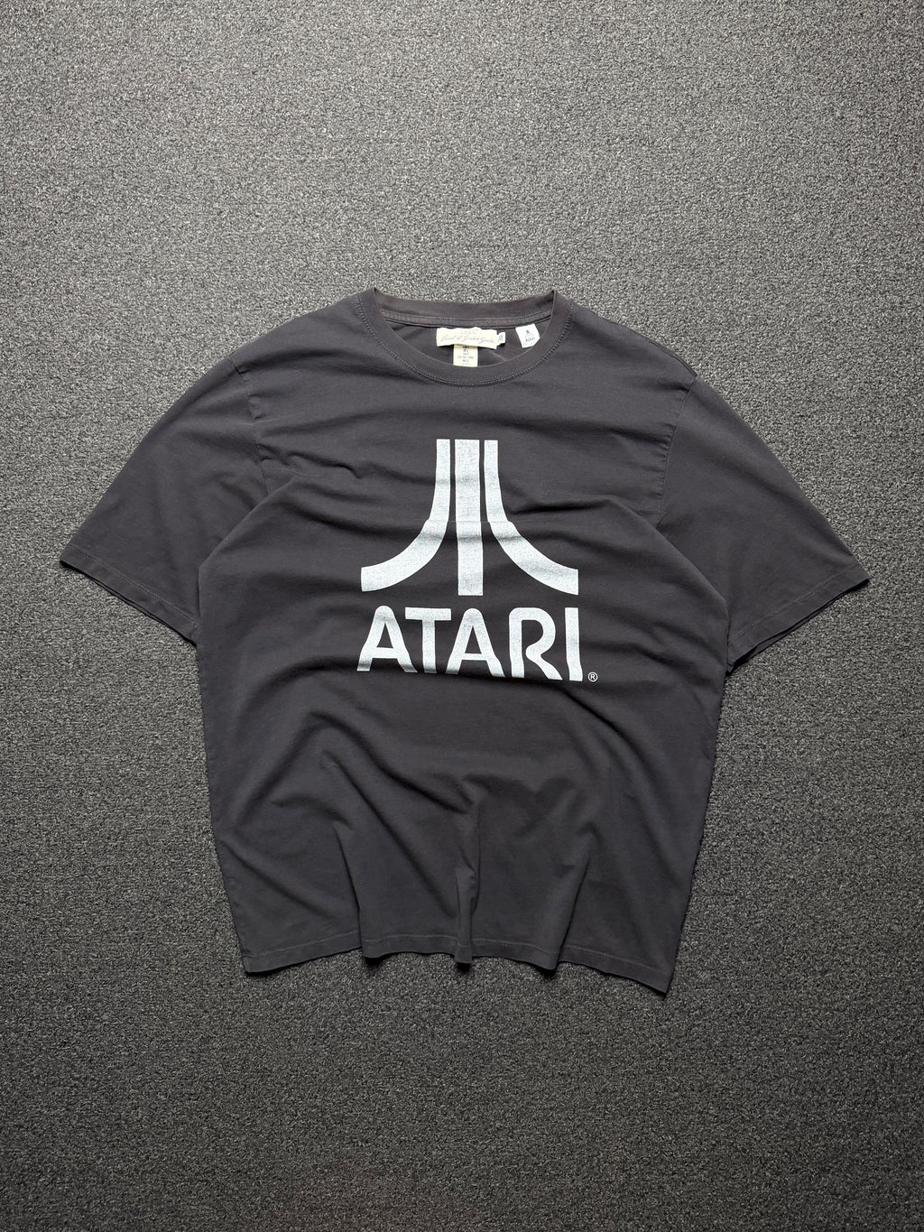 Playera H&M L.O.G.G. Atari Retro – L