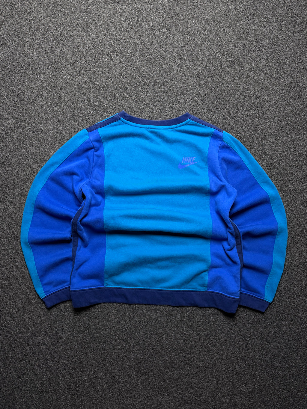 Sudadera Nike Crewneck Colorblock Azul / Turquesa – XL Juvenil (Fits XS/S Adulto)