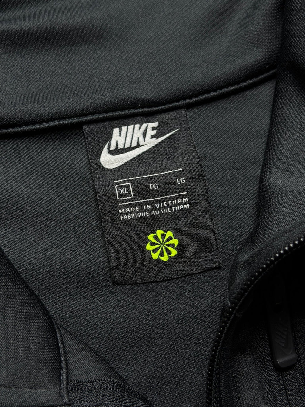 Chamarra Nike Track Jacket – XL - Reuse Industry