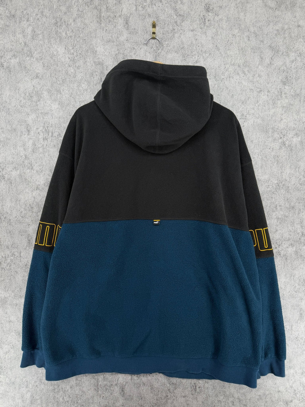 Chamarra Sudadera Puma Fleece Colorblock Full Zip – XXL - Reuse Industry