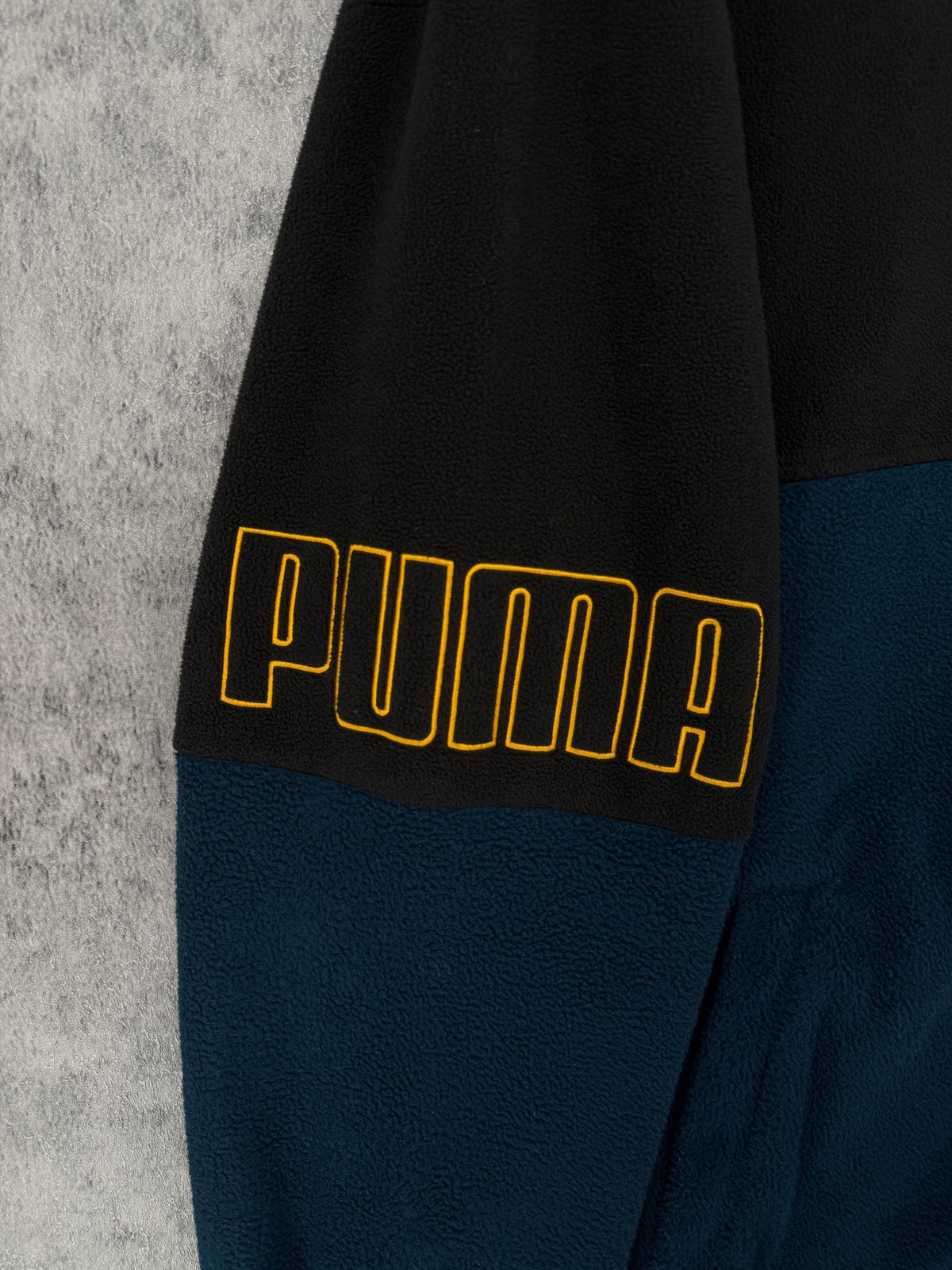 Chamarra Sudadera Puma Fleece Colorblock Full Zip – XXL - Reuse Industry