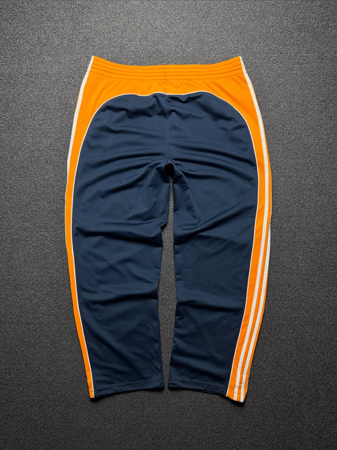 Pants Adidas Vintage Performance – L - Reuse Industry