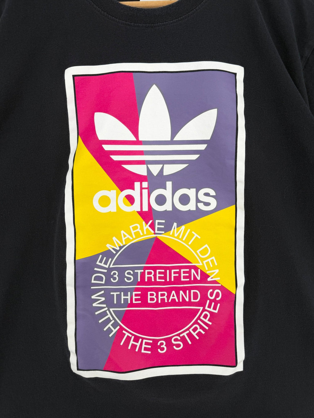 Playera Adidas Originals Geometric Trefoil Negra – (XL) - Reuse Industry | Segunda Mano, Sportswear & Vintage