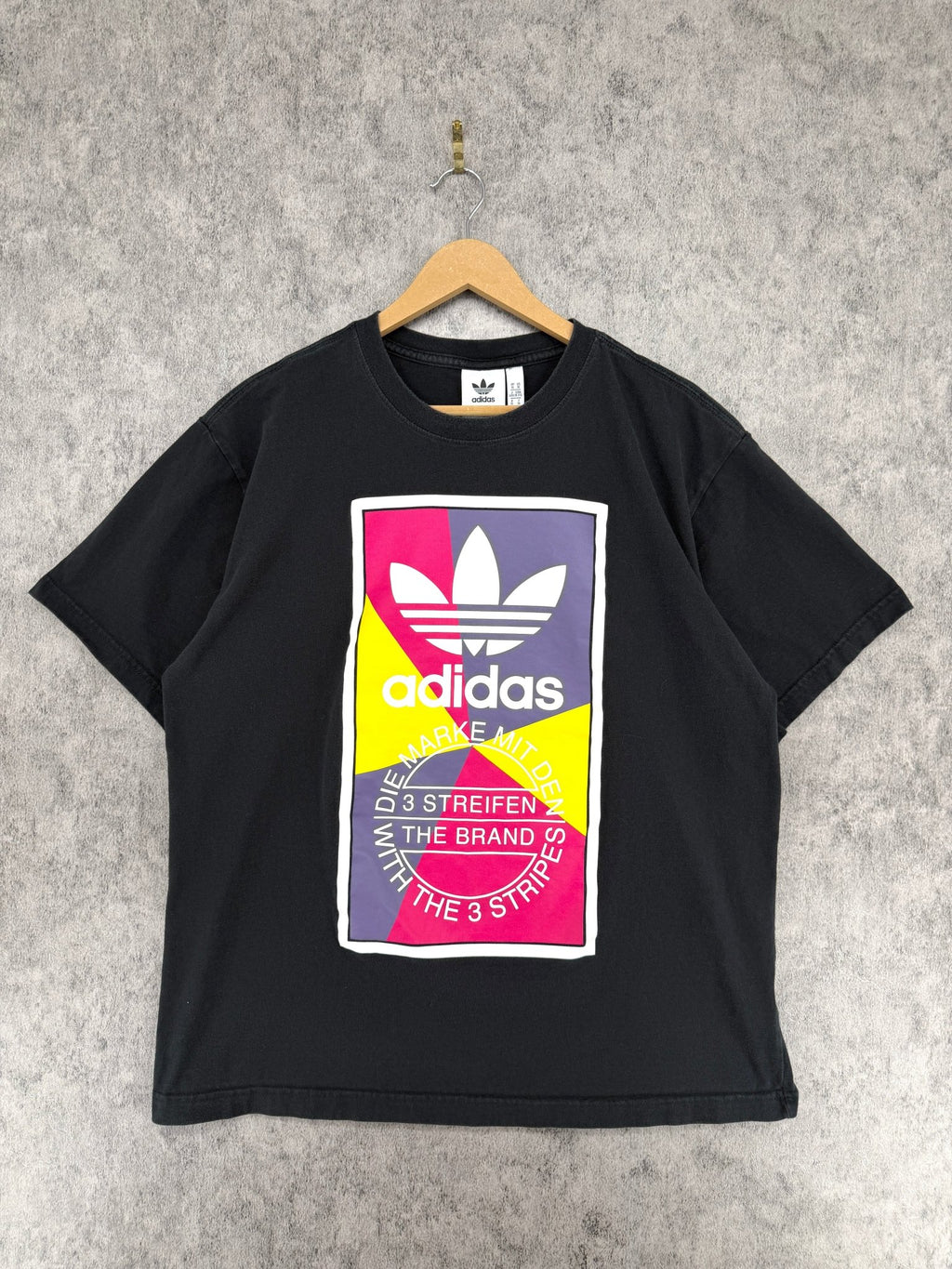 Playera Adidas Originals Geometric Trefoil Negra – (XL) - Reuse Industry | Segunda Mano, Sportswear & Vintage