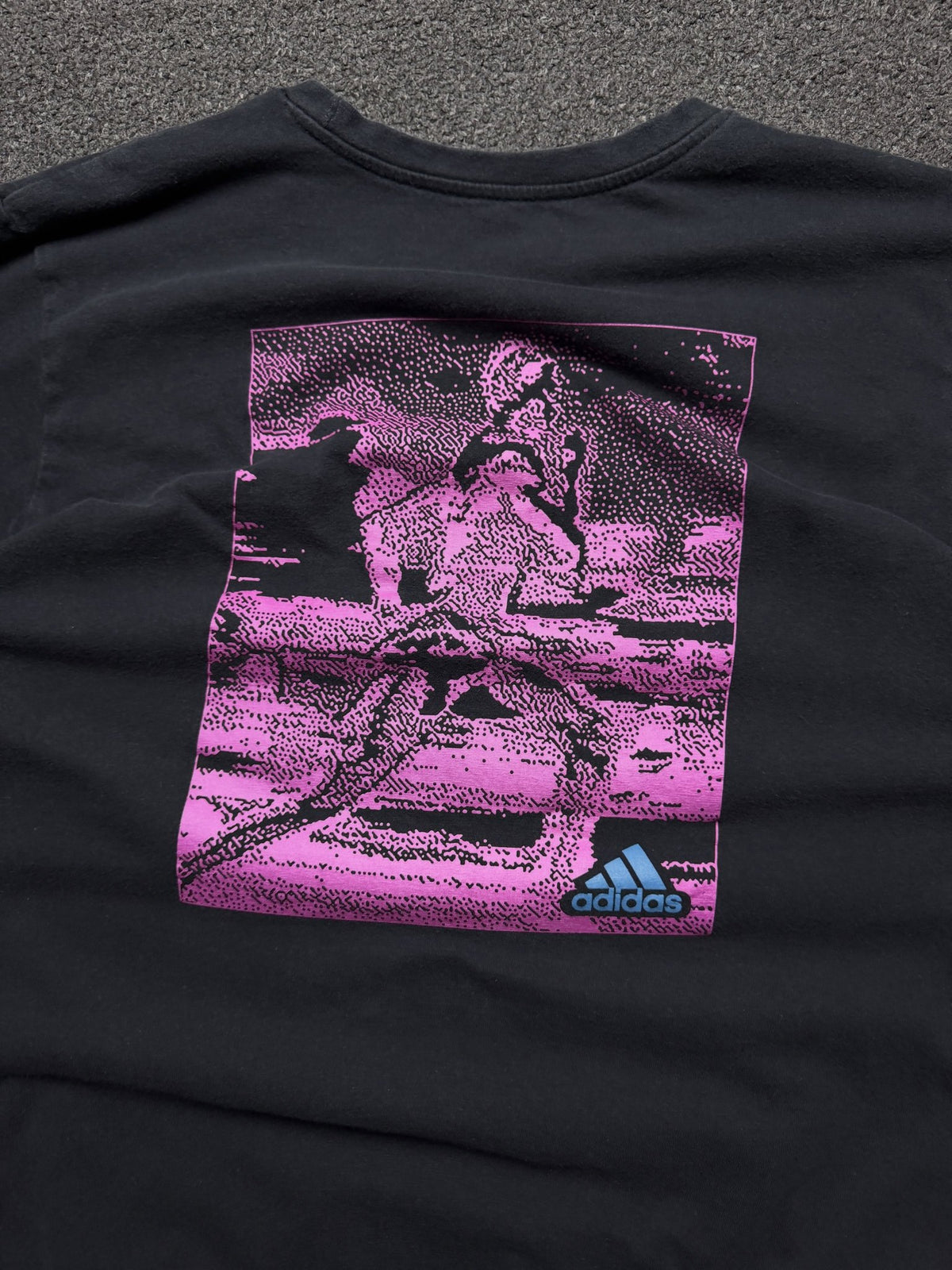 Playera Adidas Physical Ed. Dept. – L - Reuse Industry