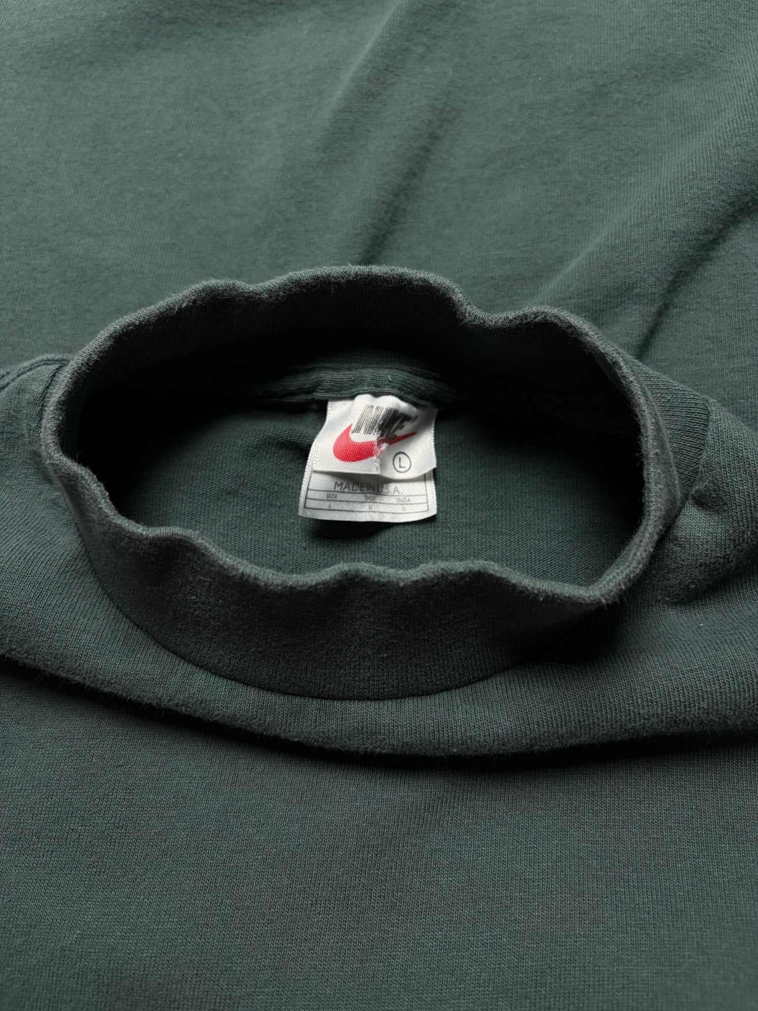 Playera Manga Larga Nike Mock Neck Vintage – (L) - Reuse Industry | Segunda Mano, Sportswear & Vintage