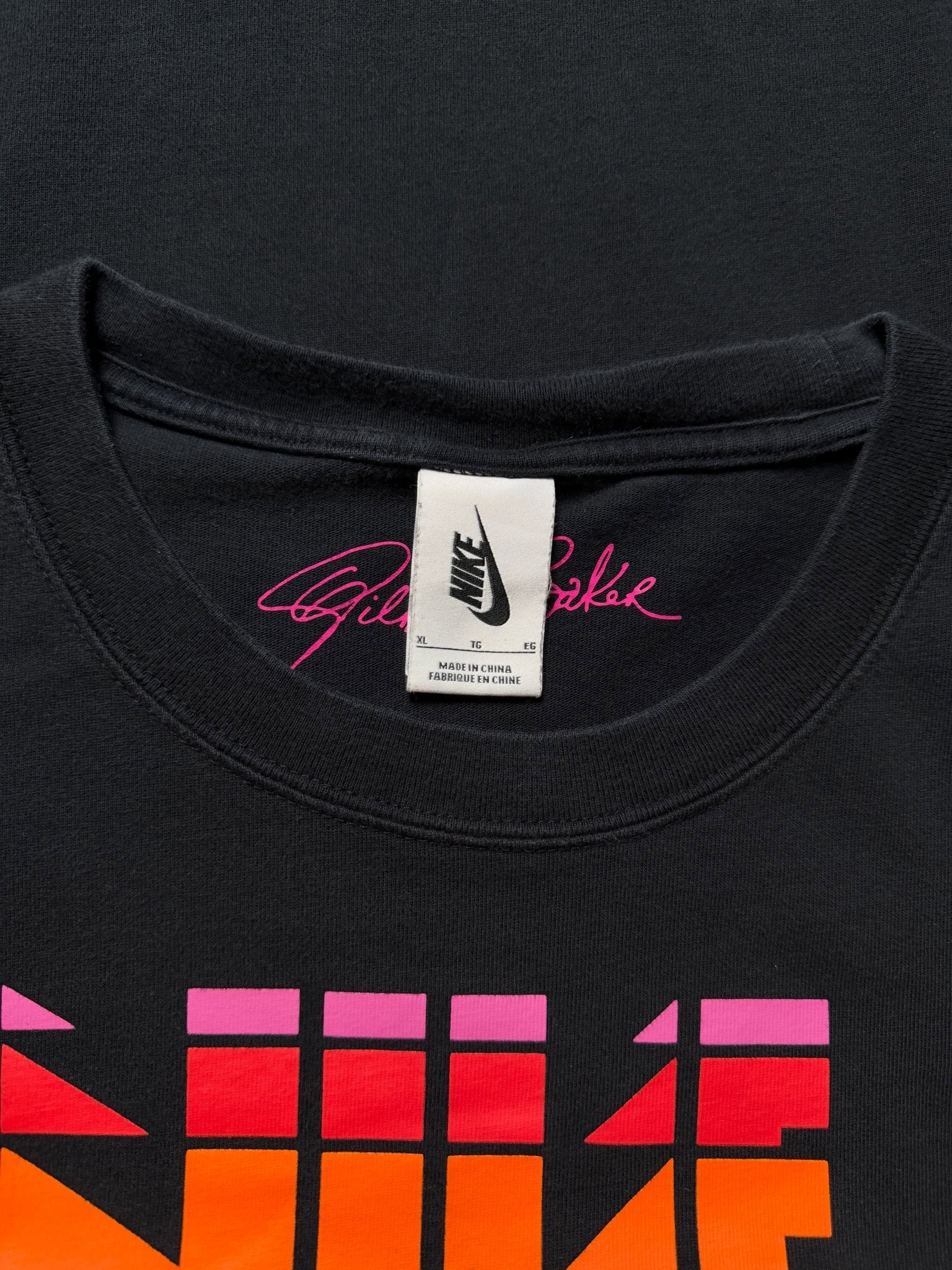 Playera Nike BETRUE Gilbert Baker Rainbow – XL - Reuse Industry
