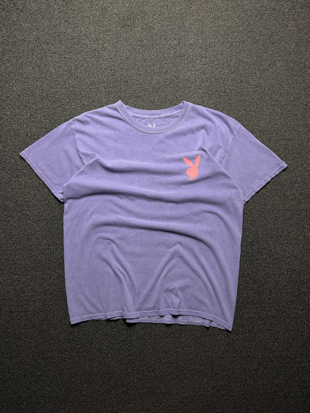 Playera Playboy Multi Logo Morado Washed – M - Reuse Industry
