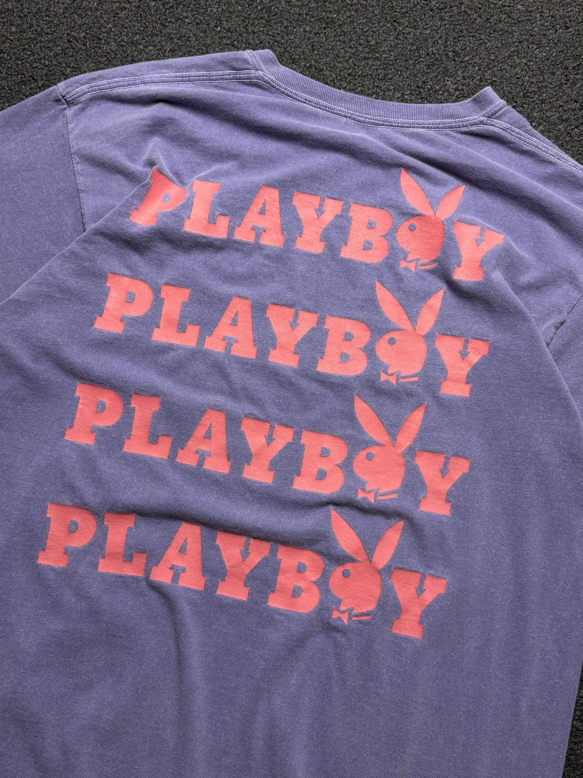 Playera Playboy Multi Logo Morado Washed – M - Reuse Industry
