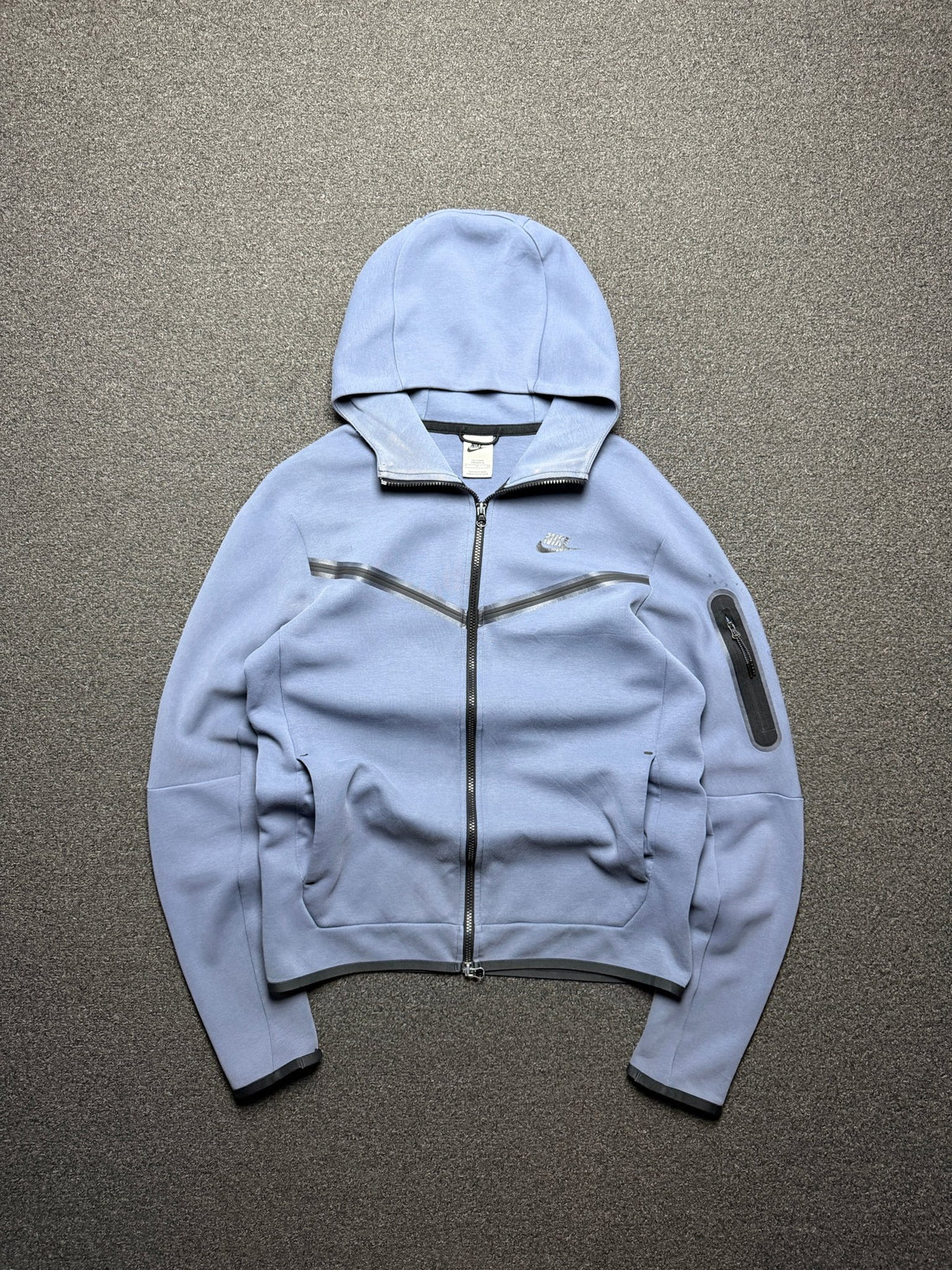 Sudadera Nike Tech Fleece Full Zip – S - Reuse Industry
