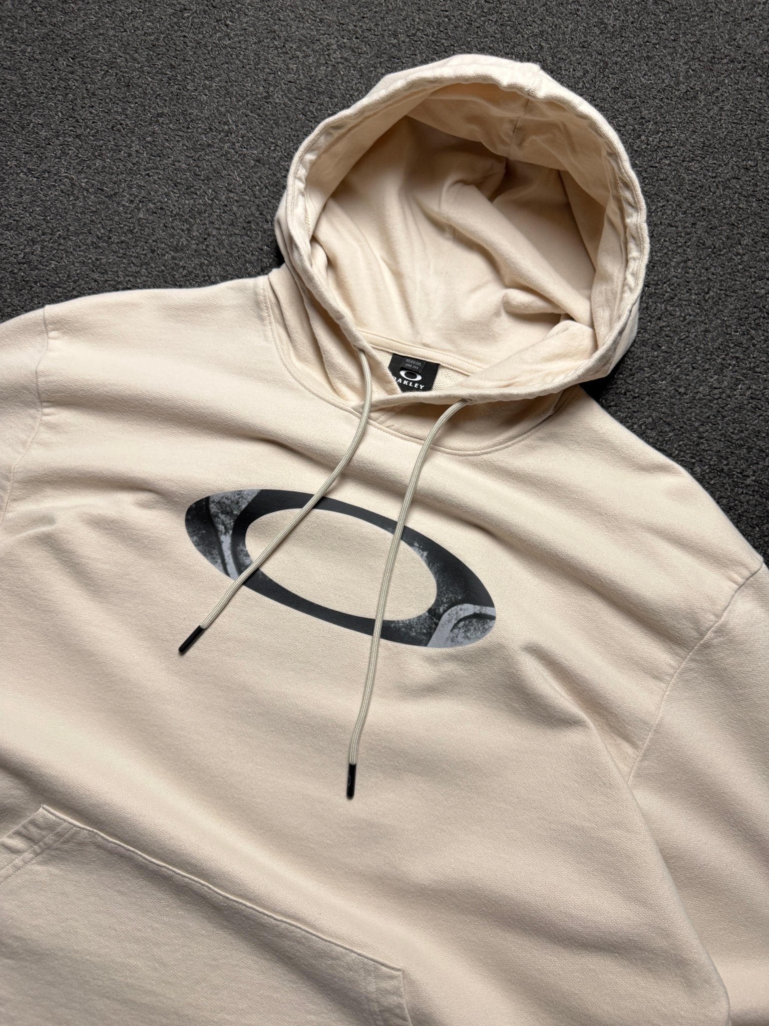 Sudadera Oakley – (2XL) - Reuse Industry | Segunda Mano, Sportswear & Vintage