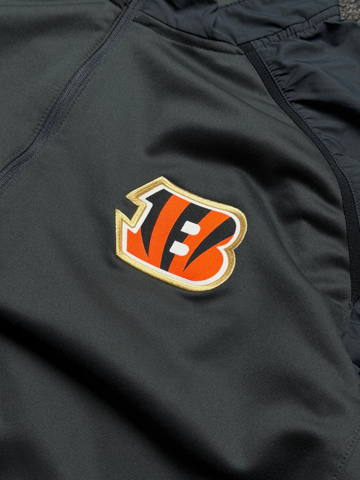 Suéter Nike NFL Cincinnati Bengals On Field Medio Cierre – XL - Reuse Industry