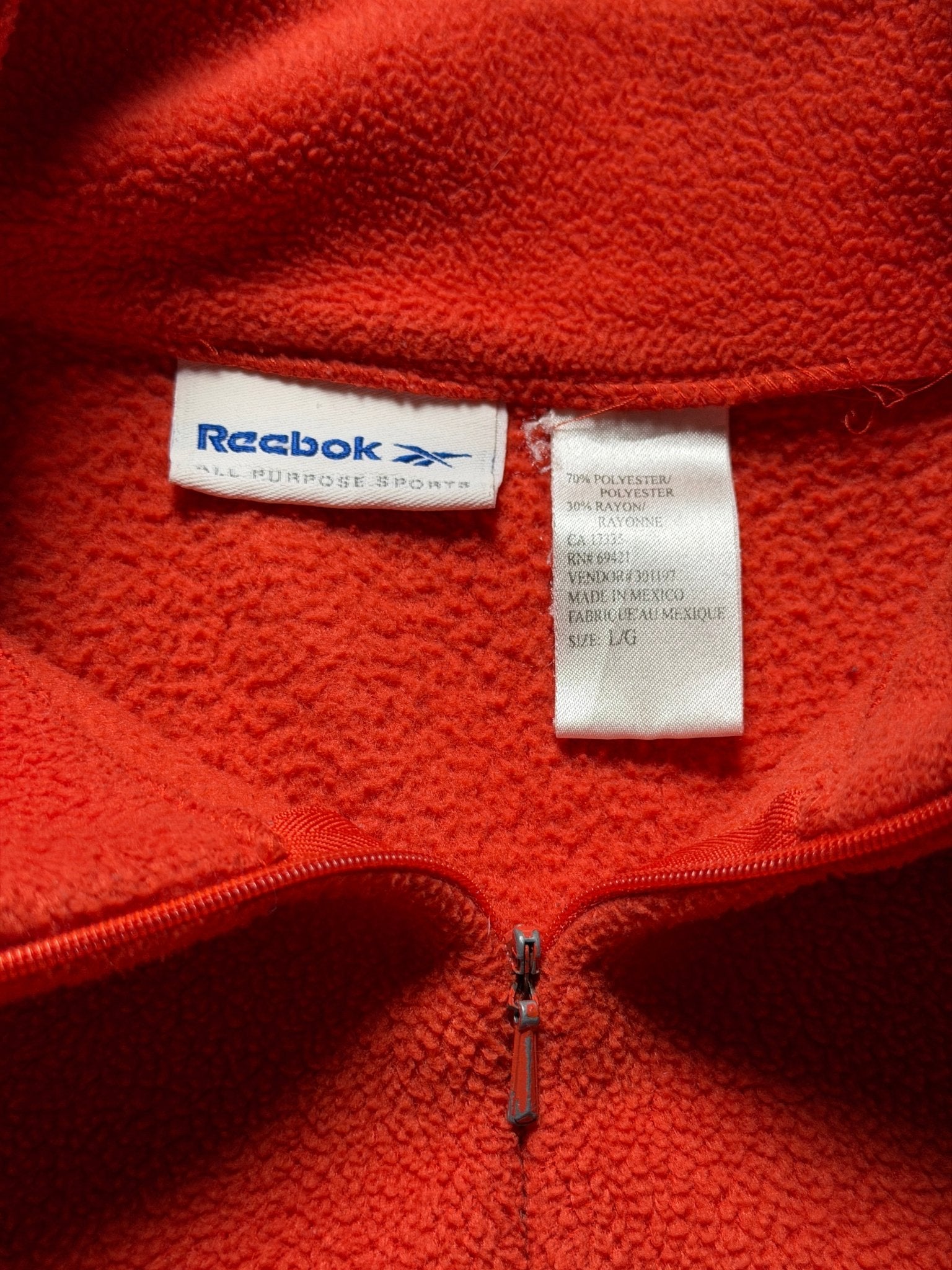 Súeter Polar Reebok Vintage Cropped de Mujer – (L) - Reuse Industry | Segunda Mano, Sportswear & Vintage