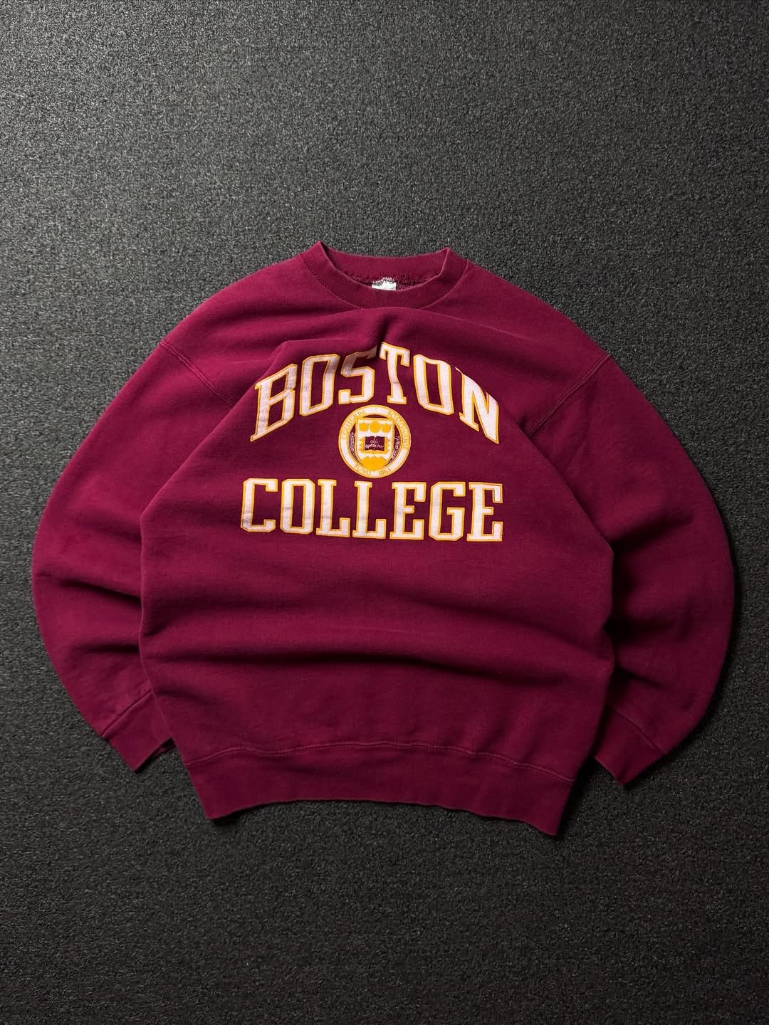 Boston Collage Crewneck (L)