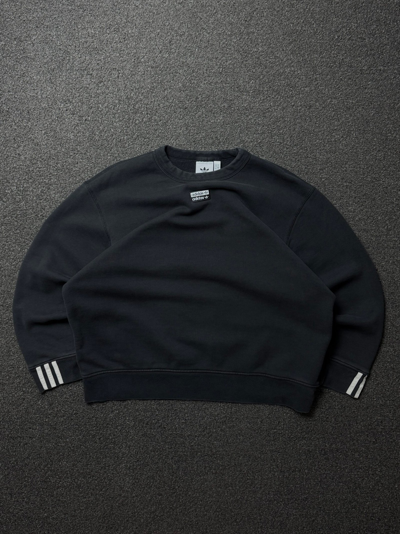 Adidas Crewneck (L)